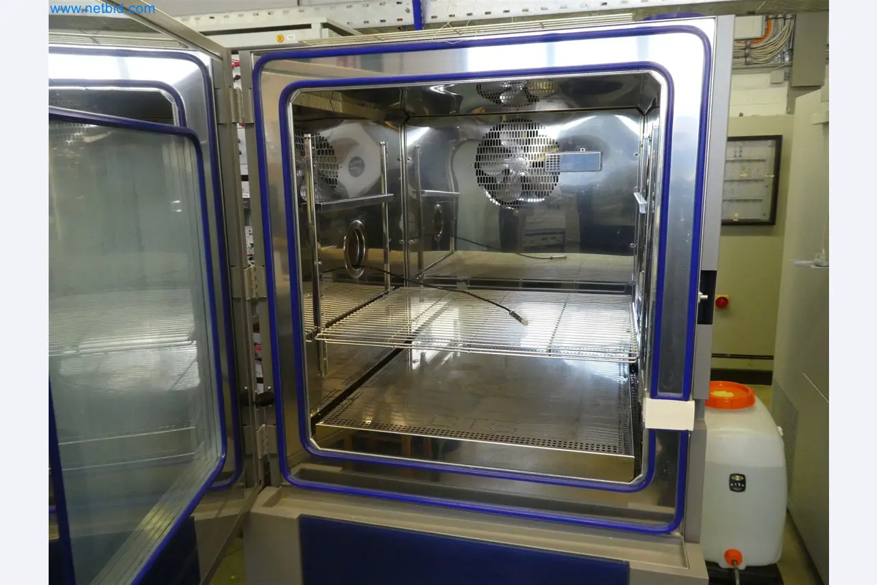 Máquinas de moldeo por inyección, máquinas CNC y líneas de montaje para elementos calefactores y componentes de automoción-4