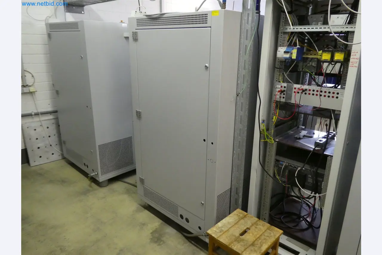 Máquinas de moldeo por inyección, máquinas CNC y líneas de montaje para elementos calefactores y componentes de automoción-5