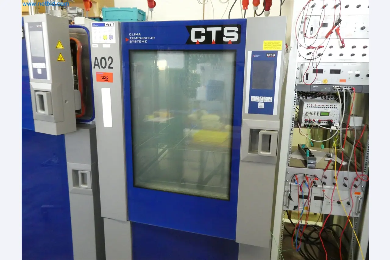 Máquinas de moldeo por inyección, máquinas CNC y líneas de montaje para elementos calefactores y componentes de automoción-1