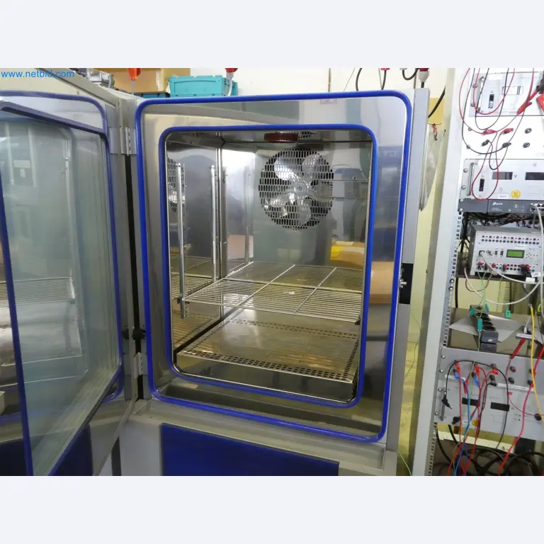 Máquinas de moldeo por inyección, máquinas CNC y líneas de montaje para elementos calefactores y componentes de automoción-7