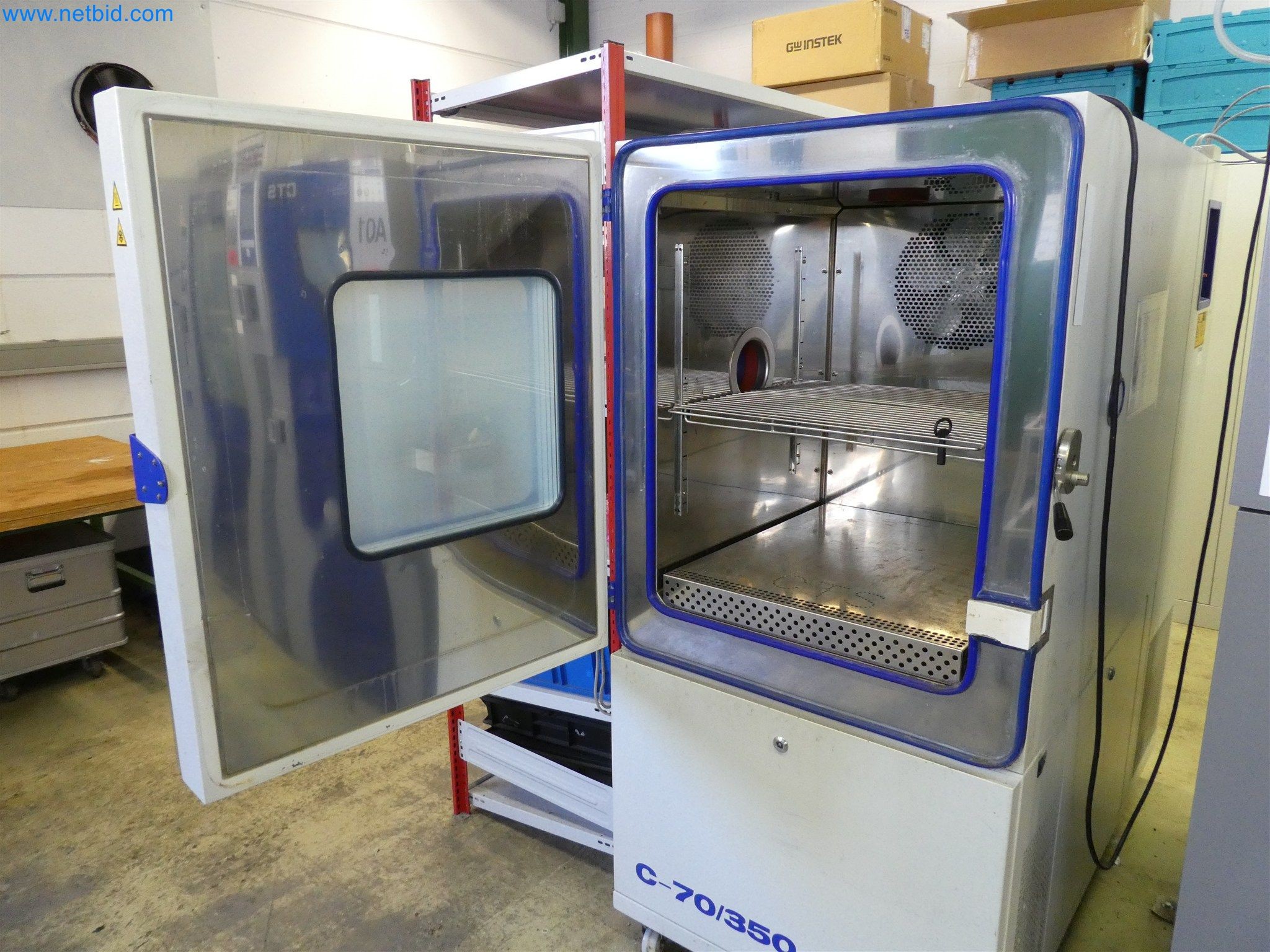 Máquinas de moldeo por inyección, máquinas CNC y líneas de montaje para elementos calefactores y componentes de automoción-5