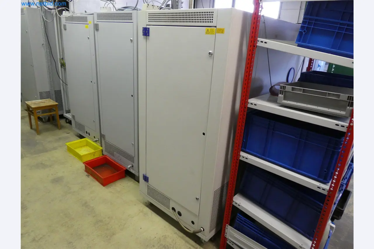 Máquinas de moldeo por inyección, máquinas CNC y líneas de montaje para elementos calefactores y componentes de automoción-8