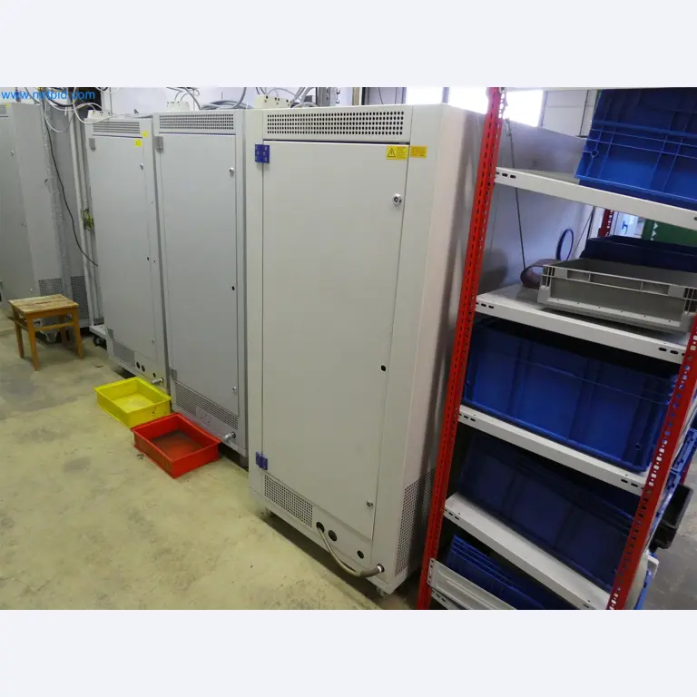 Máquinas de moldeo por inyección, máquinas CNC y líneas de montaje para elementos calefactores y componentes de automoción-8