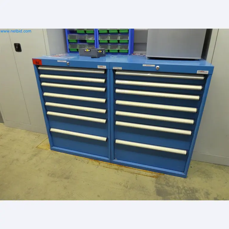 Máquinas de moldeo por inyección, máquinas CNC y líneas de montaje para elementos calefactores y componentes de automoción-1