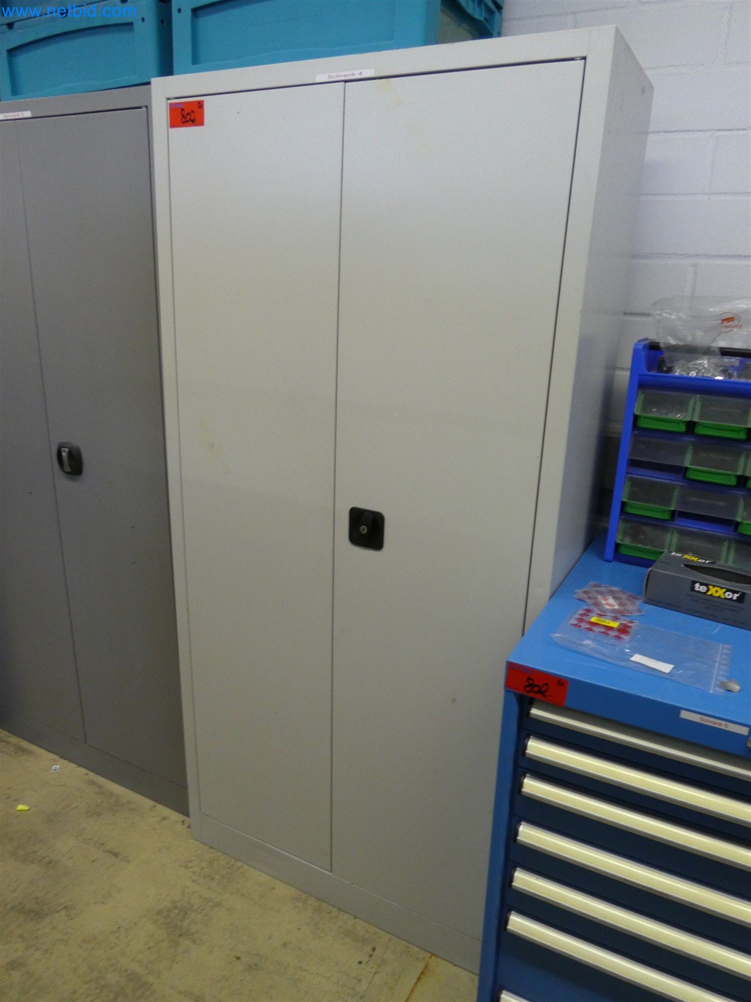 Máquinas de moldeo por inyección, máquinas CNC y líneas de montaje para elementos calefactores y componentes de automoción-3