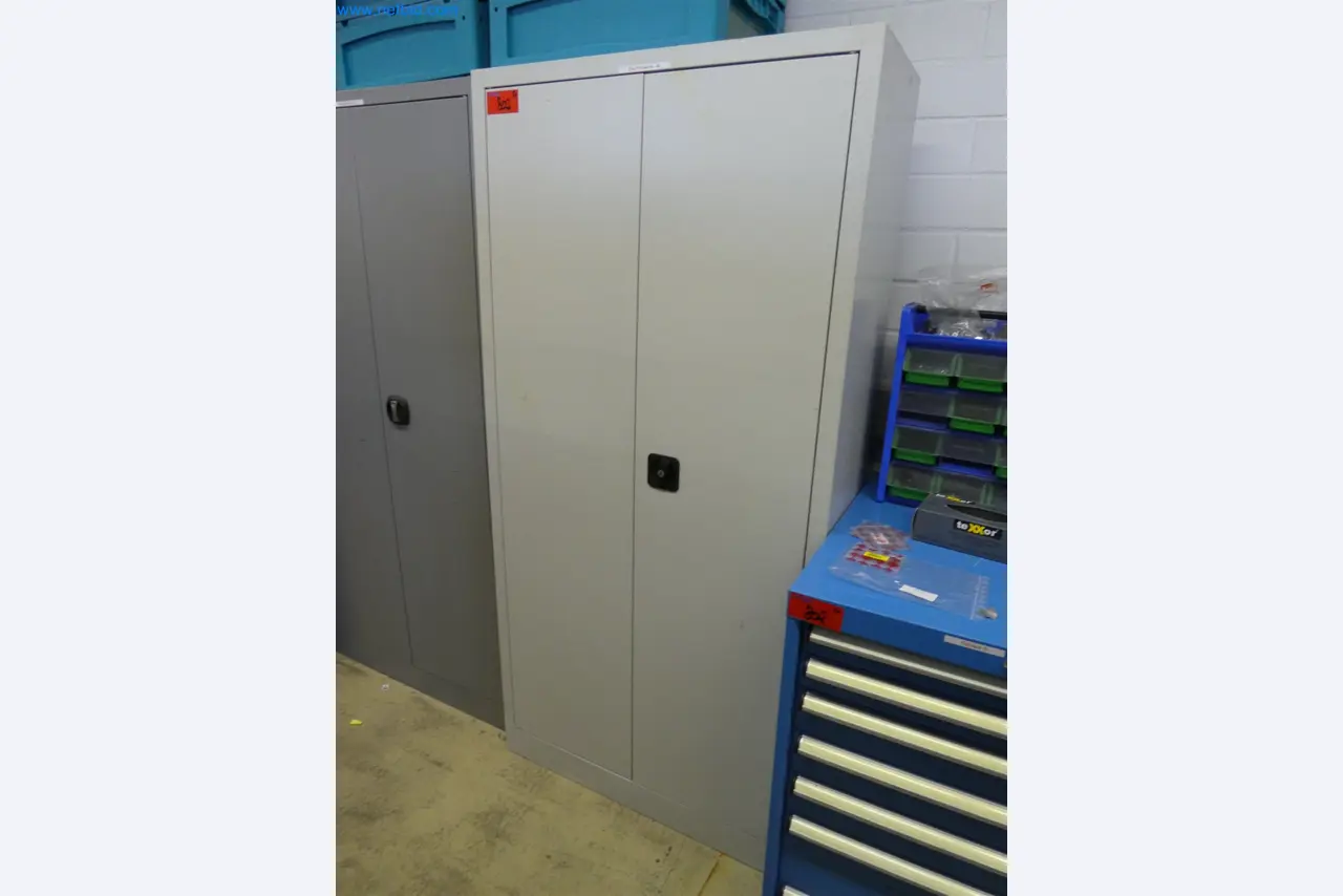 Máquinas de moldeo por inyección, máquinas CNC y líneas de montaje para elementos calefactores y componentes de automoción-3