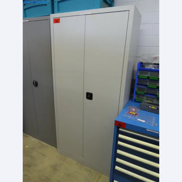 Máquinas de moldeo por inyección, máquinas CNC y líneas de montaje para elementos calefactores y componentes de automoción-3