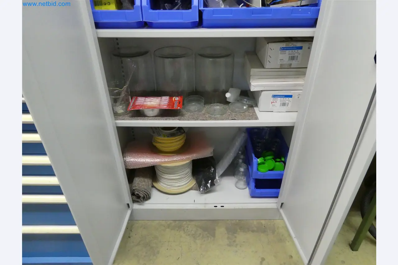 Máquinas de moldeo por inyección, máquinas CNC y líneas de montaje para elementos calefactores y componentes de automoción-4