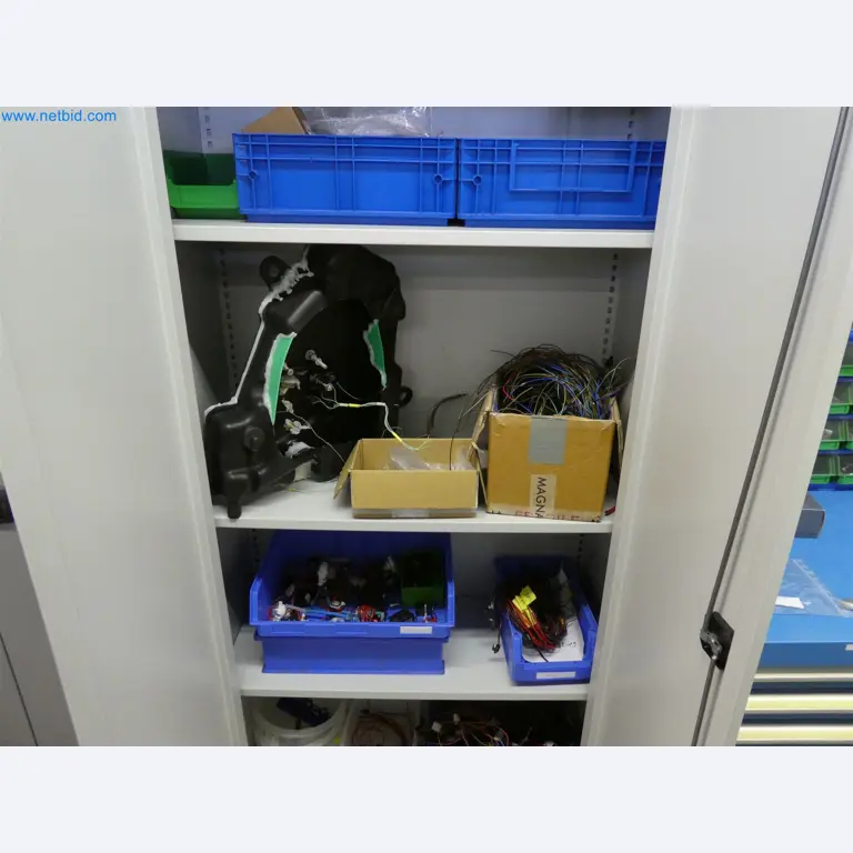 Máquinas de moldeo por inyección, máquinas CNC y líneas de montaje para elementos calefactores y componentes de automoción-6