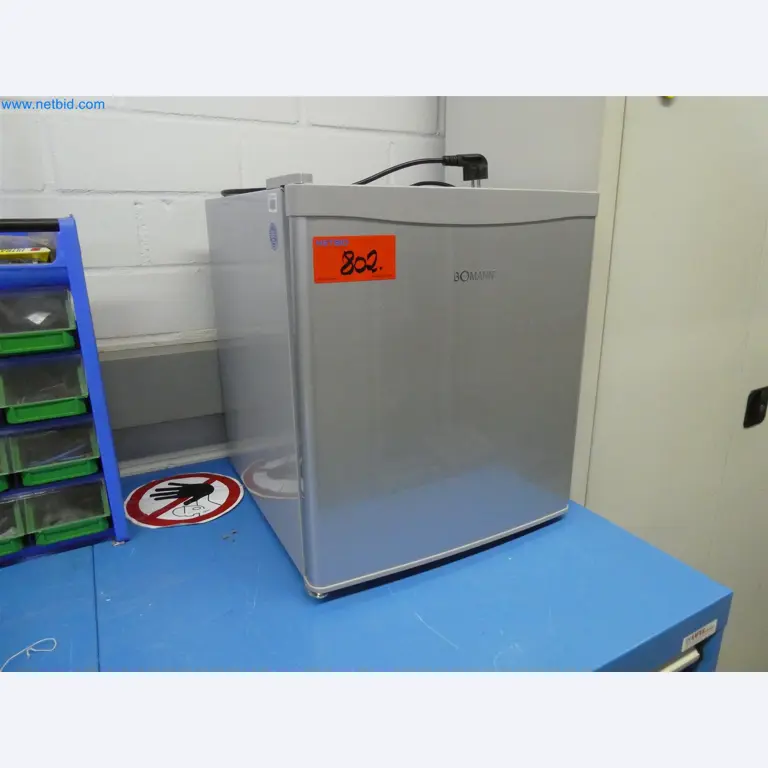 Máquinas de moldeo por inyección, máquinas CNC y líneas de montaje para elementos calefactores y componentes de automoción-7