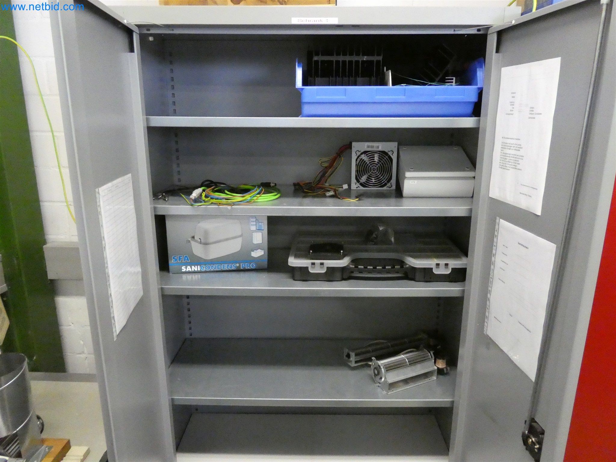 Máquinas de moldeo por inyección, máquinas CNC y líneas de montaje para elementos calefactores y componentes de automoción-3