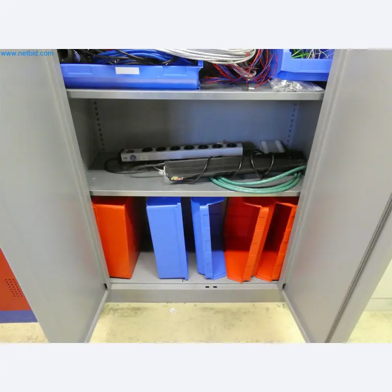 Máquinas de moldeo por inyección, máquinas CNC y líneas de montaje para elementos calefactores y componentes de automoción-4