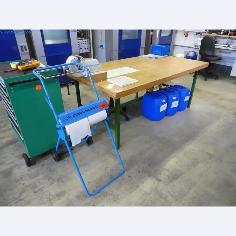 Máquinas de moldeo por inyección, máquinas CNC y líneas de montaje para elementos calefactores y componentes de automoción-1