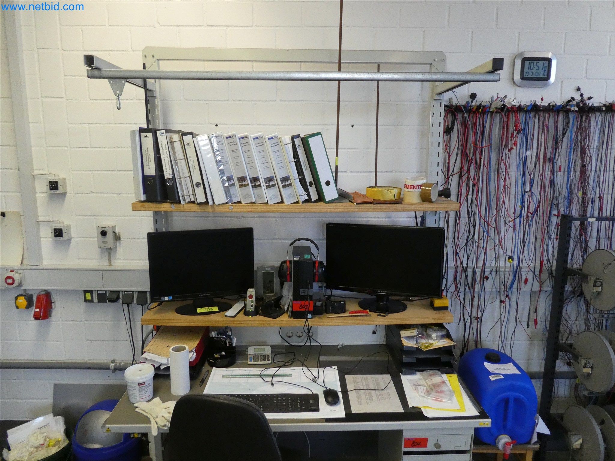 Máquinas de moldeo por inyección, máquinas CNC y líneas de montaje para elementos calefactores y componentes de automoción-2