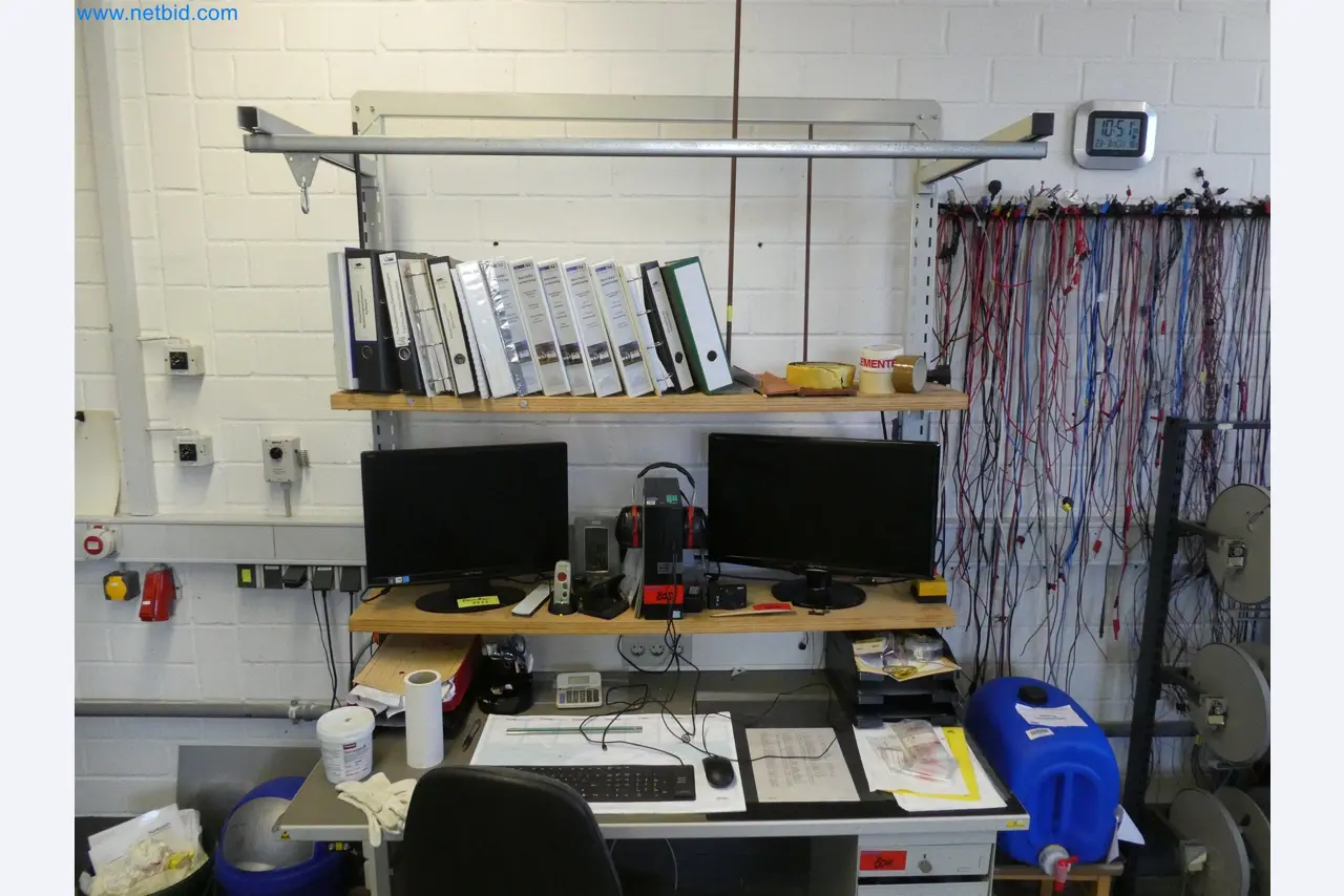 Máquinas de moldeo por inyección, máquinas CNC y líneas de montaje para elementos calefactores y componentes de automoción-2