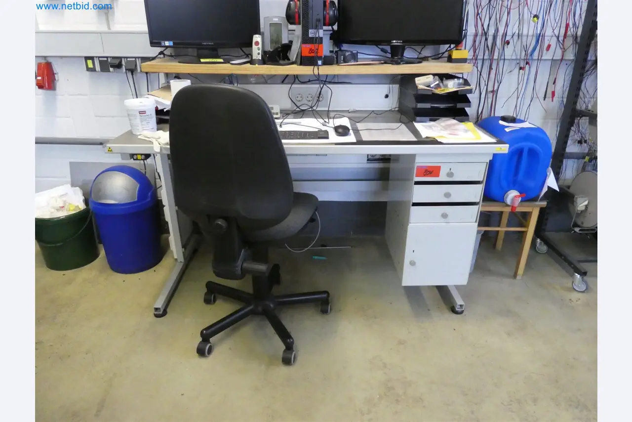 Máquinas de moldeo por inyección, máquinas CNC y líneas de montaje para elementos calefactores y componentes de automoción-4