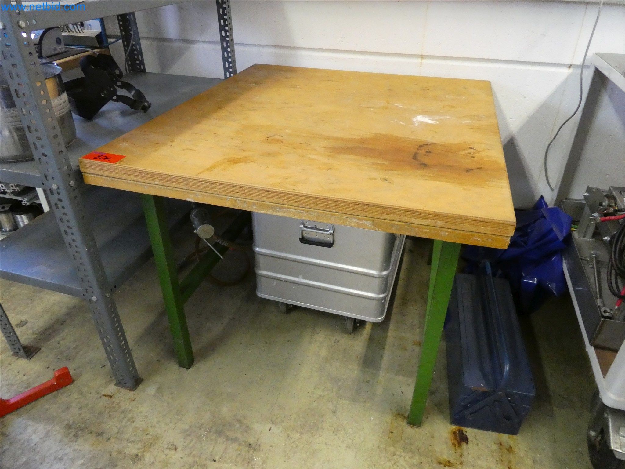 Máquinas de moldeo por inyección, máquinas CNC y líneas de montaje para elementos calefactores y componentes de automoción-5