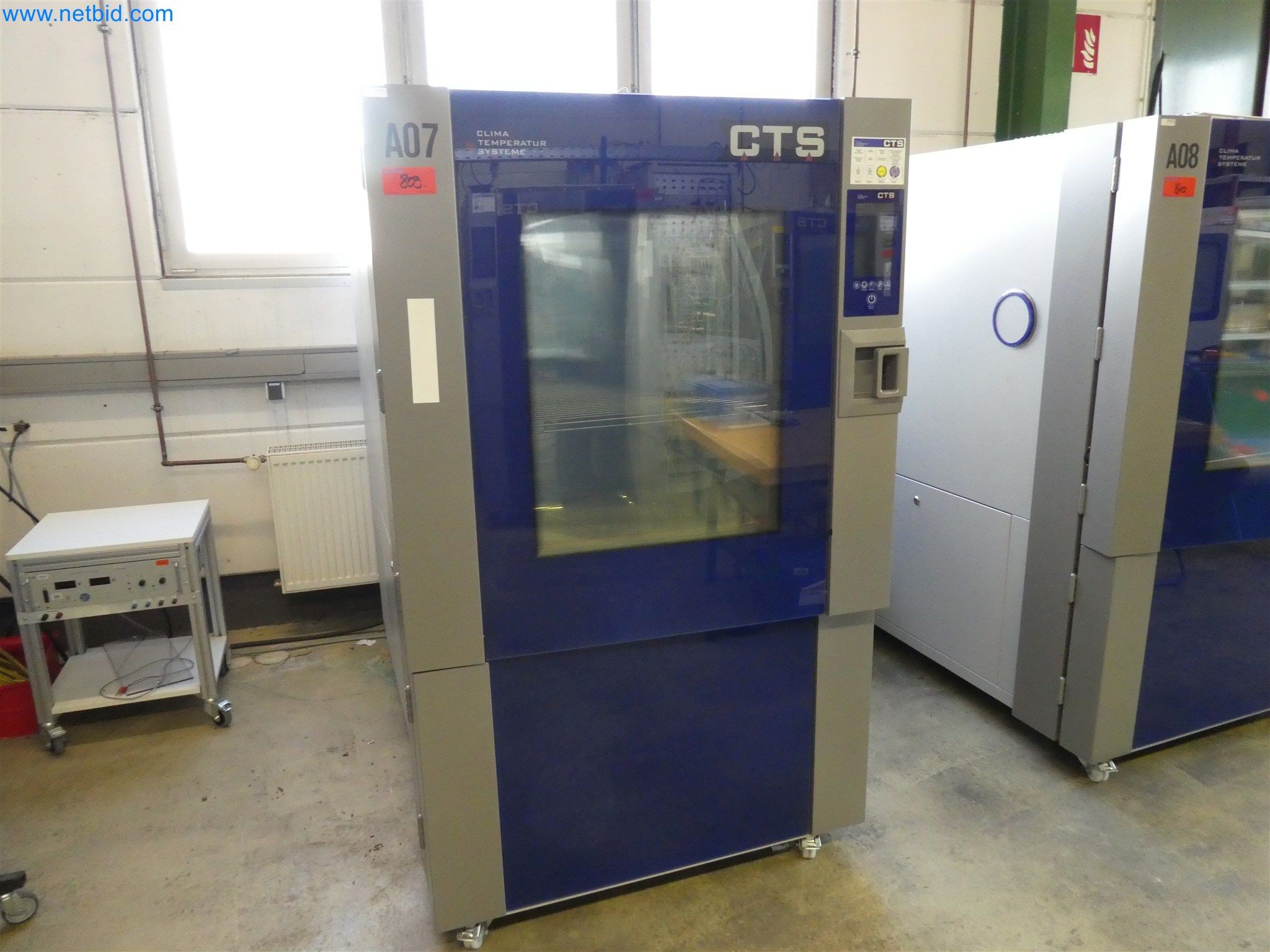 Máquinas de moldeo por inyección, máquinas CNC y líneas de montaje para elementos calefactores y componentes de automoción-1