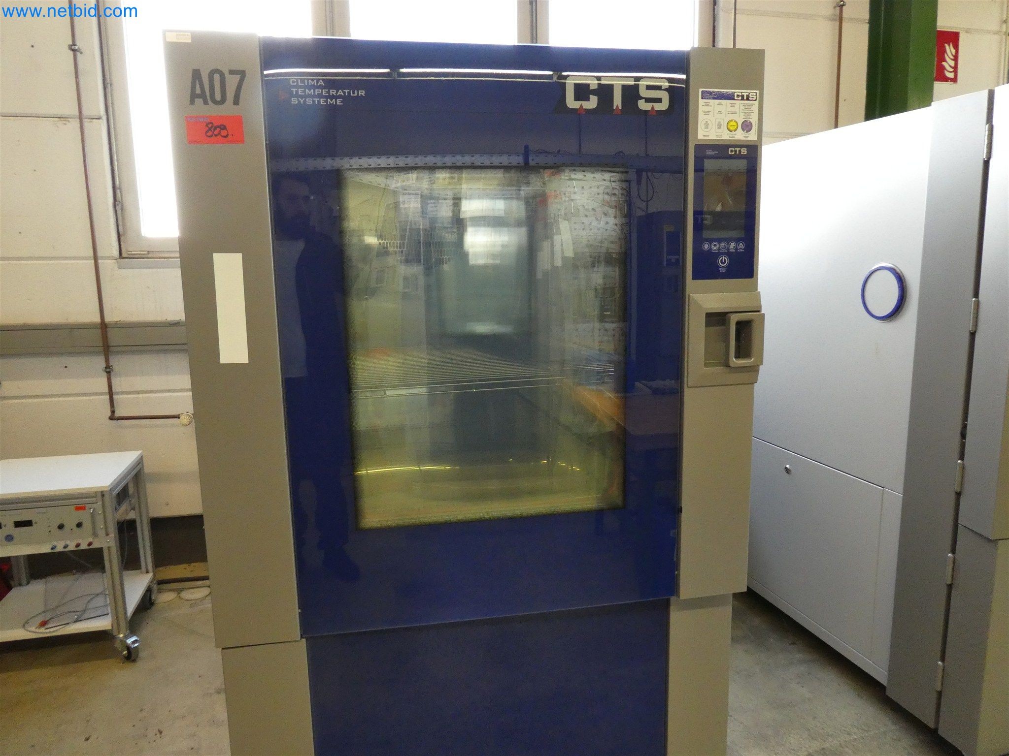 Máquinas de moldeo por inyección, máquinas CNC y líneas de montaje para elementos calefactores y componentes de automoción-5