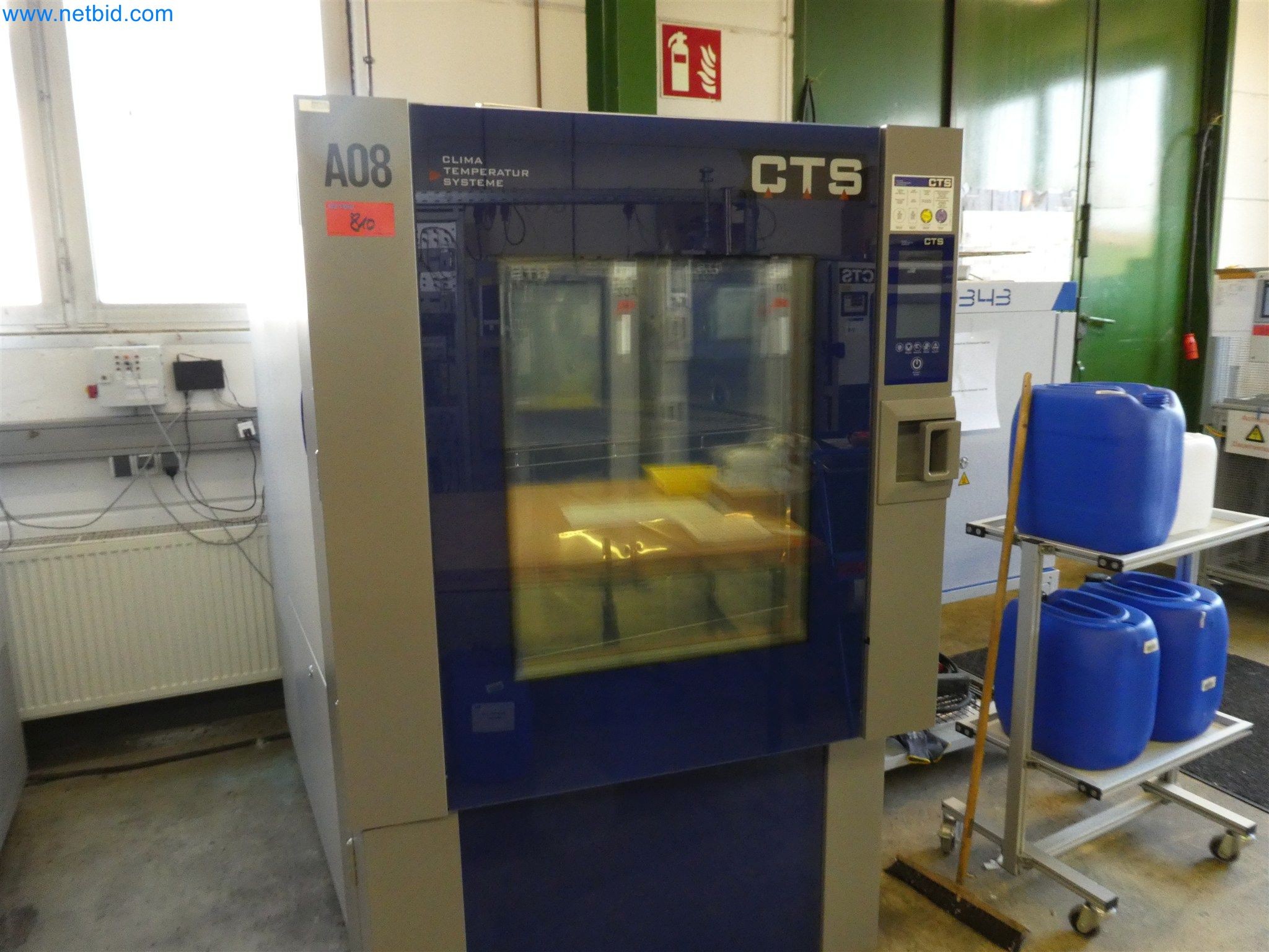 Máquinas de moldeo por inyección, máquinas CNC y líneas de montaje para elementos calefactores y componentes de automoción-4