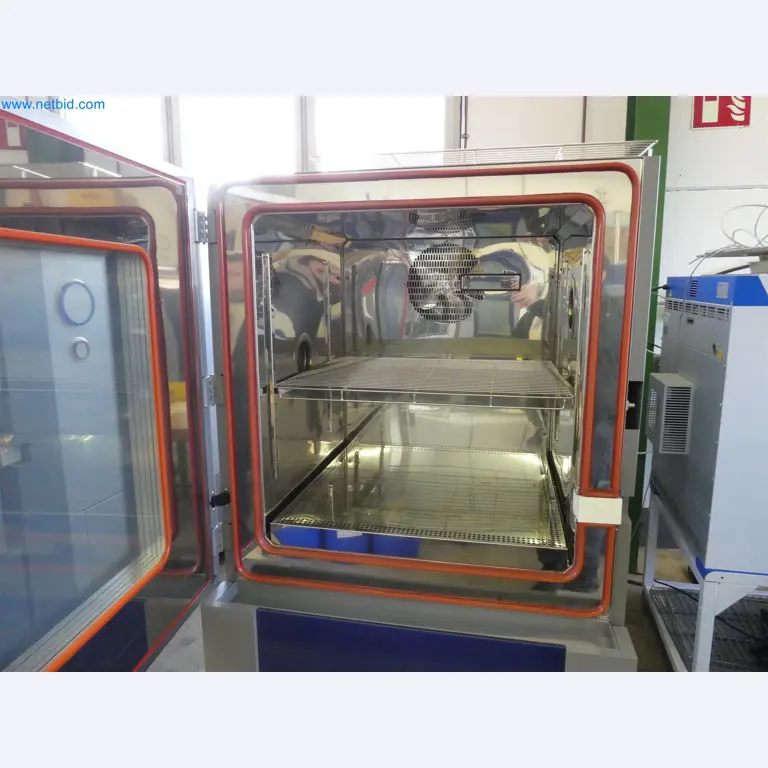 Máquinas de moldeo por inyección, máquinas CNC y líneas de montaje para elementos calefactores y componentes de automoción-5