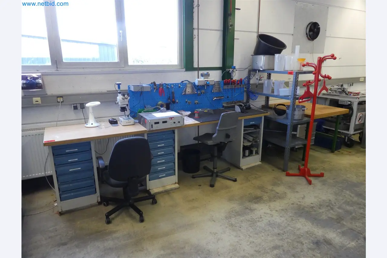 Máquinas de moldeo por inyección, máquinas CNC y líneas de montaje para elementos calefactores y componentes de automoción-1