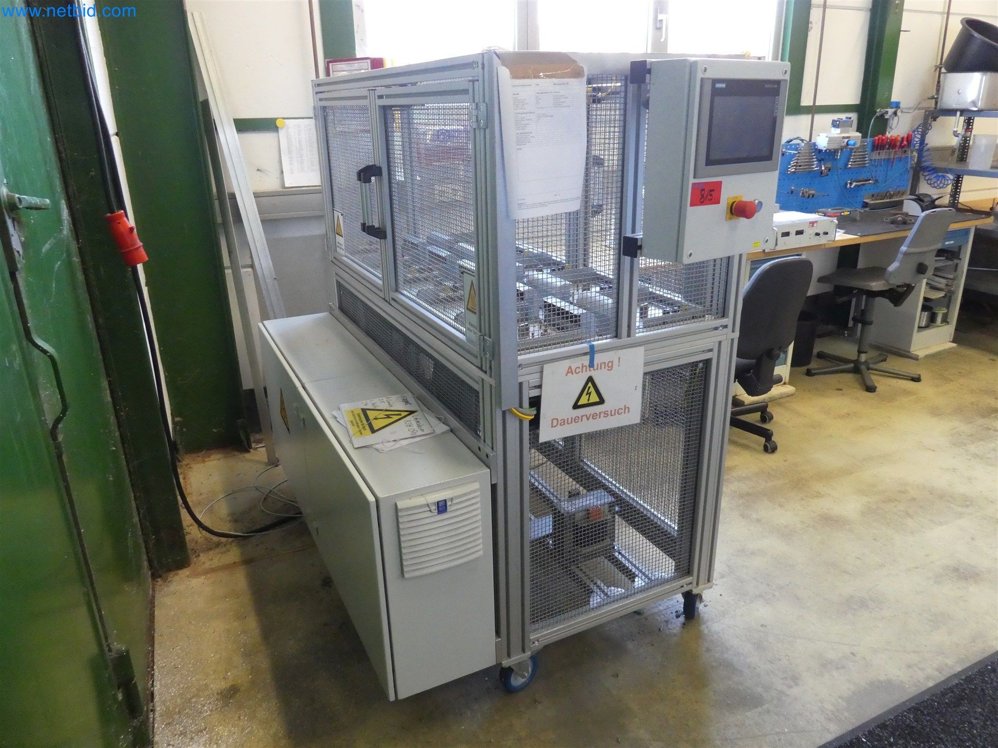 Máquinas de moldeo por inyección, máquinas CNC y líneas de montaje para elementos calefactores y componentes de automoción-2