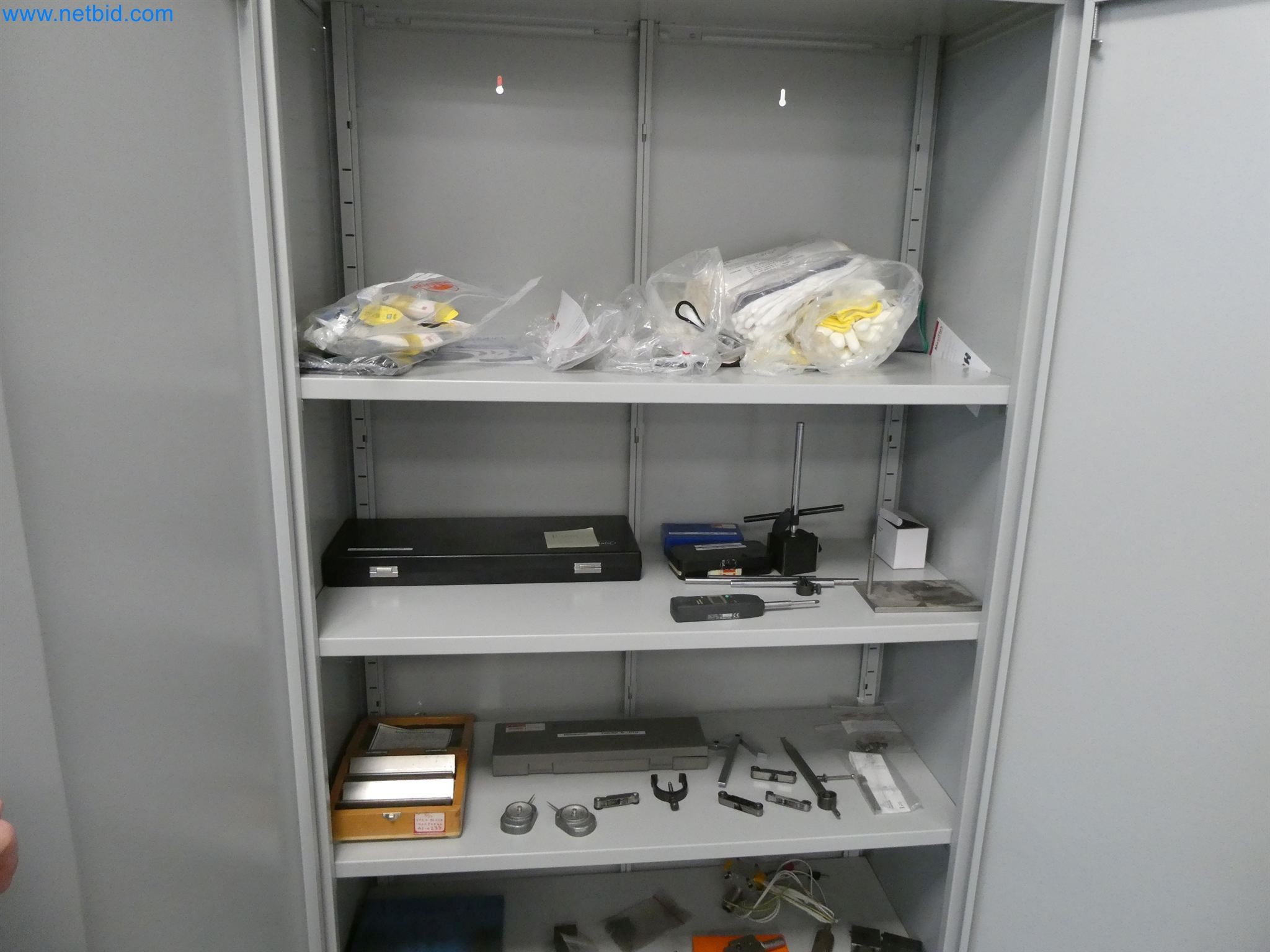 Injection molding machines, CNC machines & assembly lines for heating elements and automotive components-4