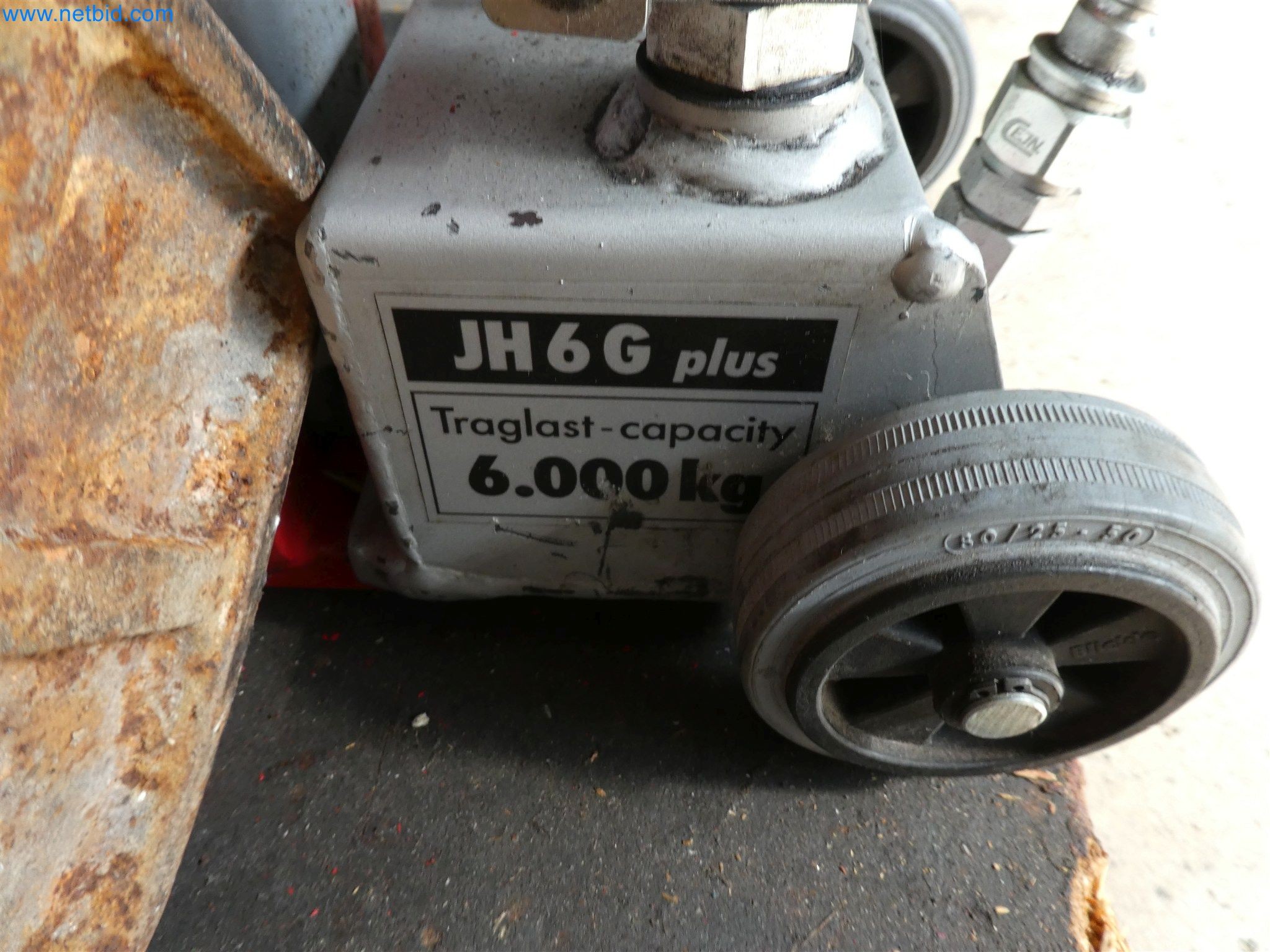 Injection molding machines, CNC machines & assembly lines for heating elements and automotive components-4