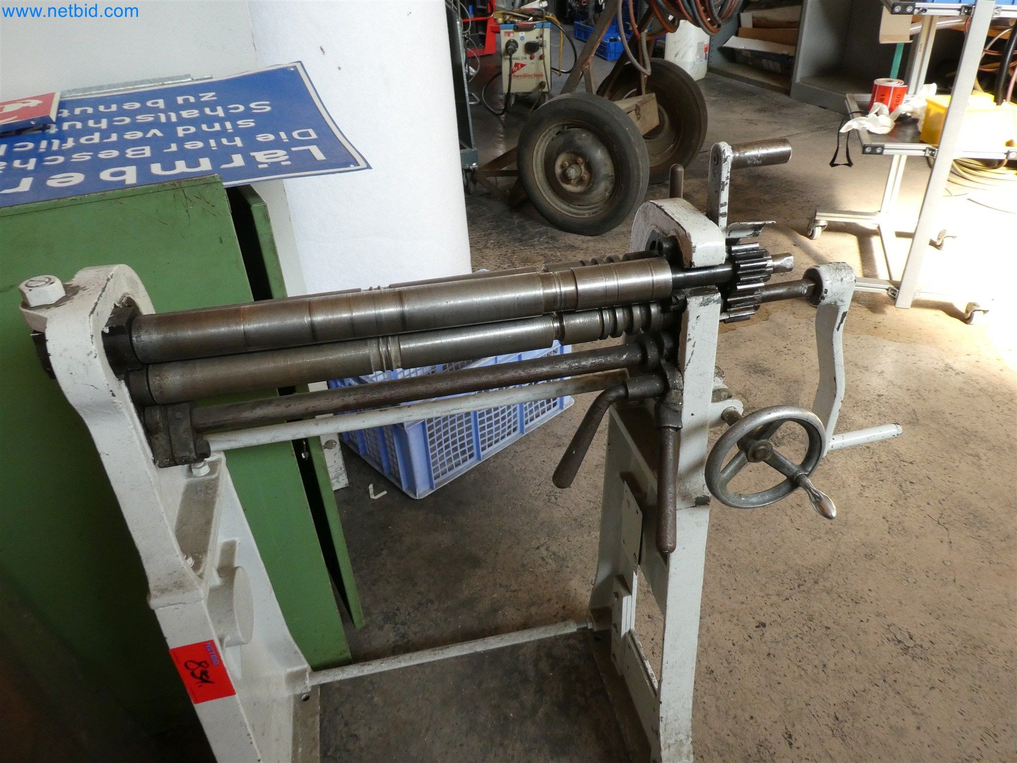 Máquinas de moldeo por inyección, máquinas CNC y líneas de montaje para elementos calefactores y componentes de automoción-2