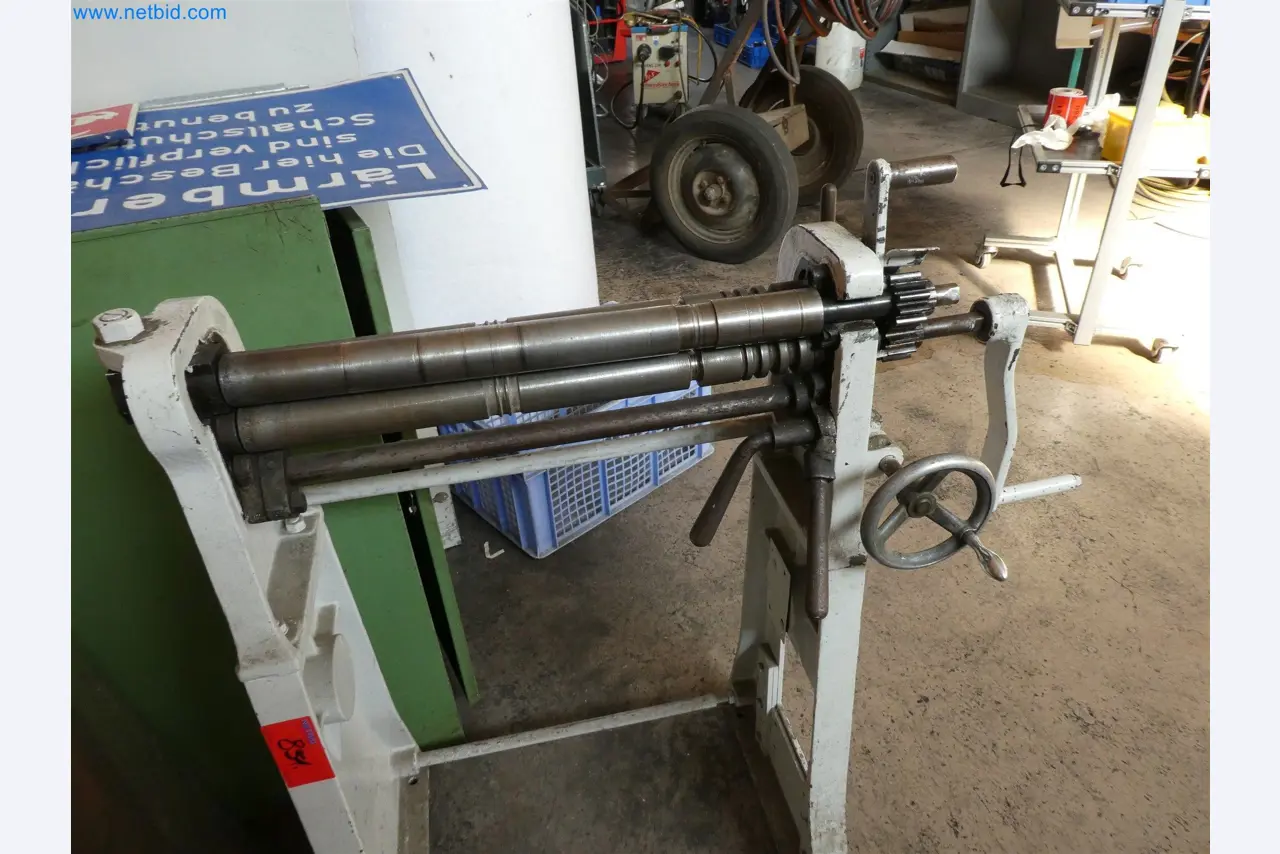 Máquinas de moldeo por inyección, máquinas CNC y líneas de montaje para elementos calefactores y componentes de automoción-2