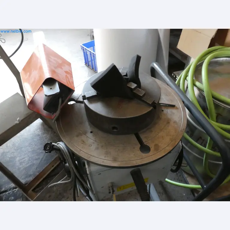 Máquinas de moldeo por inyección, máquinas CNC y líneas de montaje para elementos calefactores y componentes de automoción-1