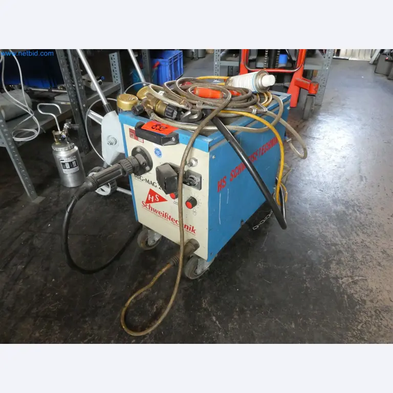 Máquinas de moldeo por inyección, máquinas CNC y líneas de montaje para elementos calefactores y componentes de automoción-2