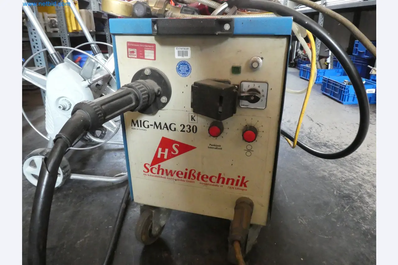 Máquinas de moldeo por inyección, máquinas CNC y líneas de montaje para elementos calefactores y componentes de automoción-3