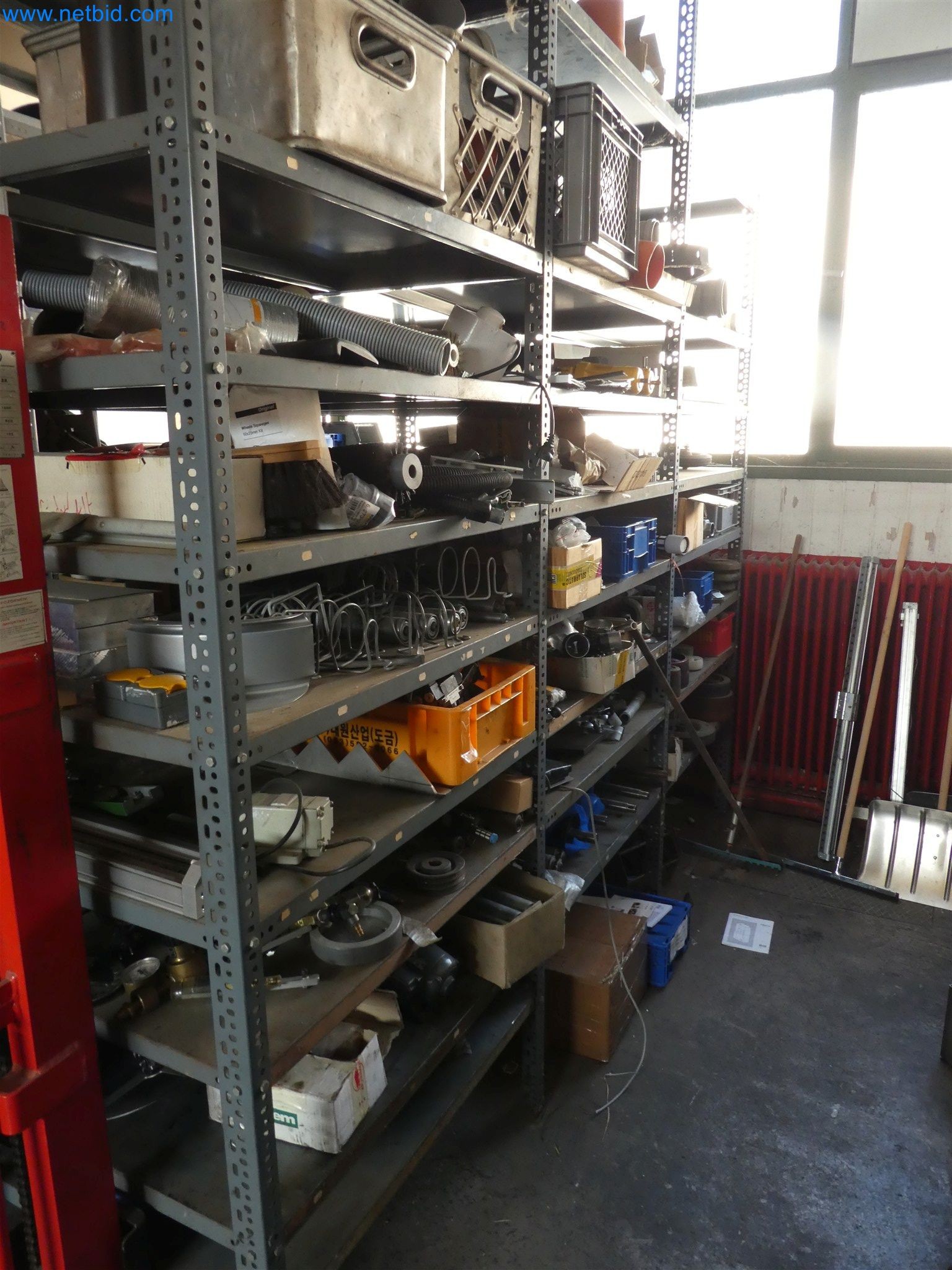 Máquinas de moldeo por inyección, máquinas CNC y líneas de montaje para elementos calefactores y componentes de automoción-2