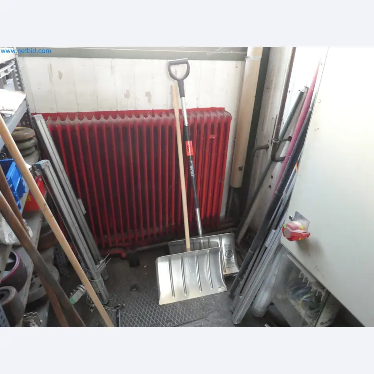 Máquinas de moldeo por inyección, máquinas CNC y líneas de montaje para elementos calefactores y componentes de automoción-1