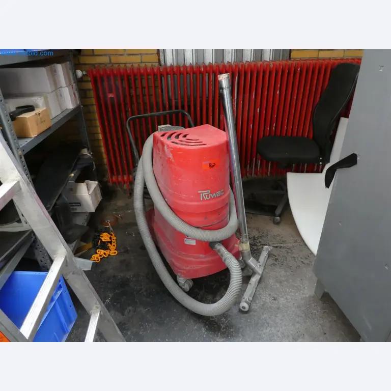 Máquinas de moldeo por inyección, máquinas CNC y líneas de montaje para elementos calefactores y componentes de automoción-1