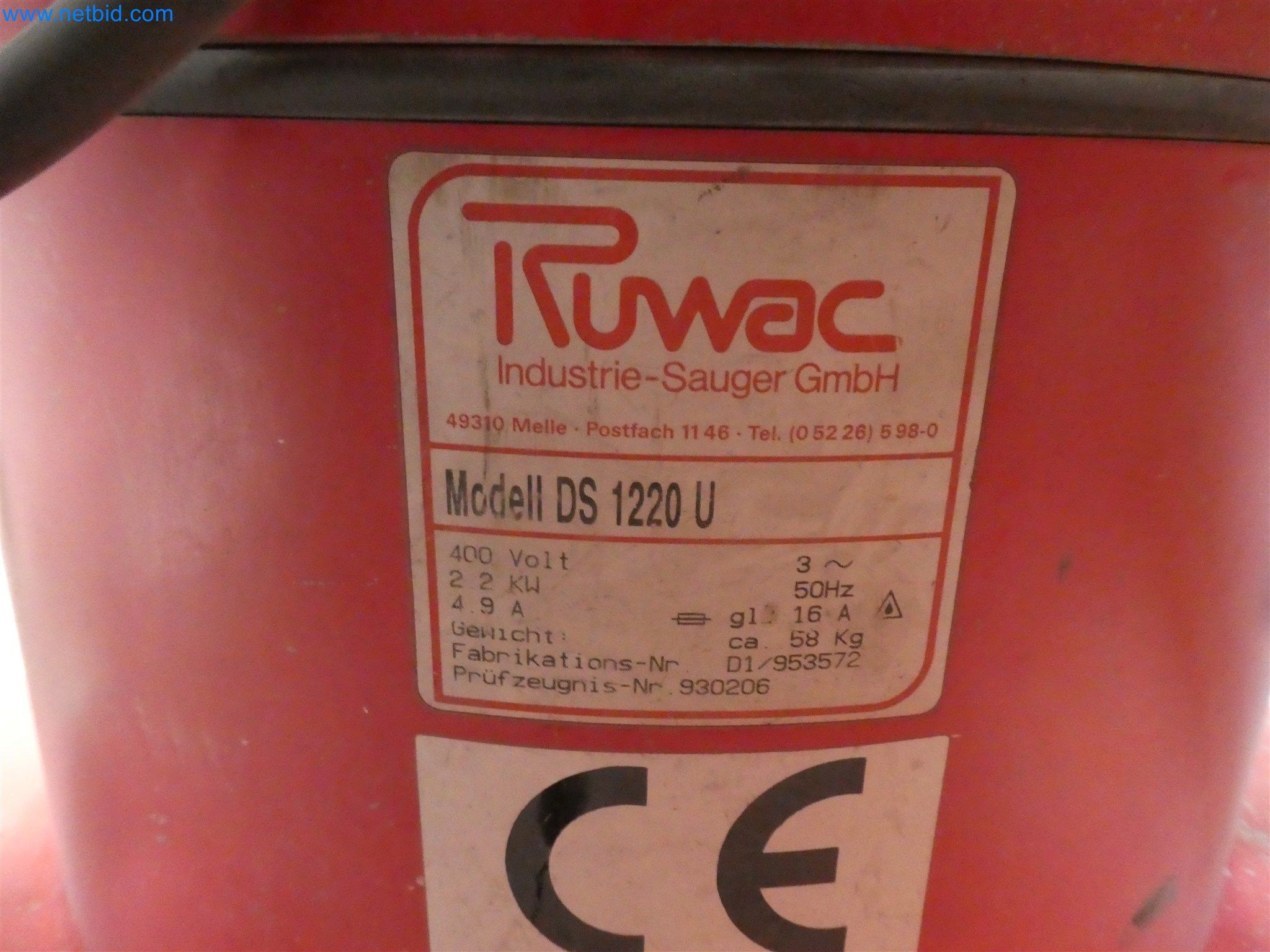 Máquinas de moldeo por inyección, máquinas CNC y líneas de montaje para elementos calefactores y componentes de automoción-2