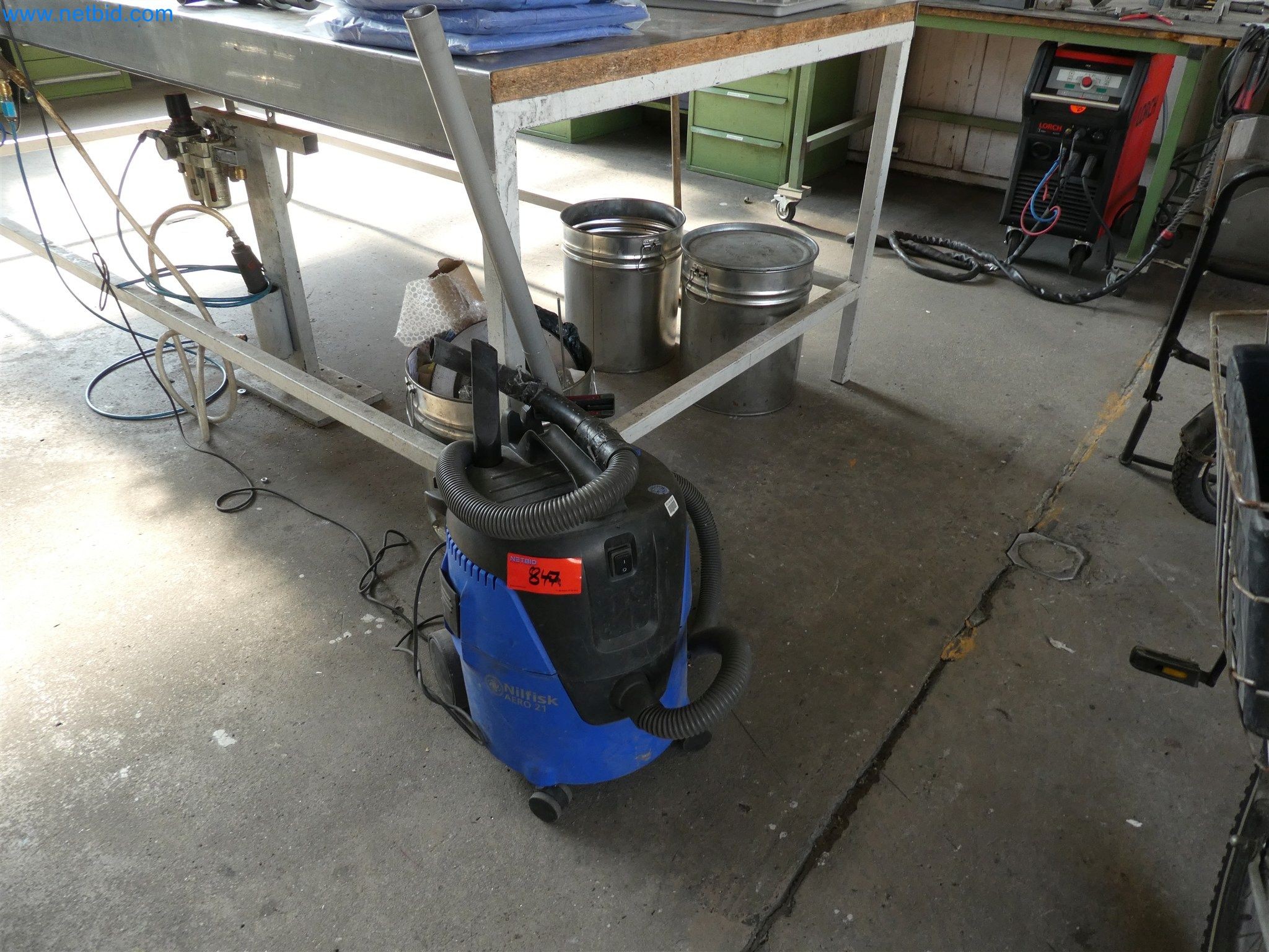 Máquinas de moldeo por inyección, máquinas CNC y líneas de montaje para elementos calefactores y componentes de automoción-3