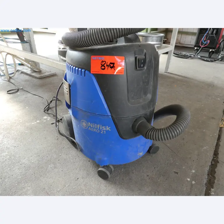 Máquinas de moldeo por inyección, máquinas CNC y líneas de montaje para elementos calefactores y componentes de automoción-5