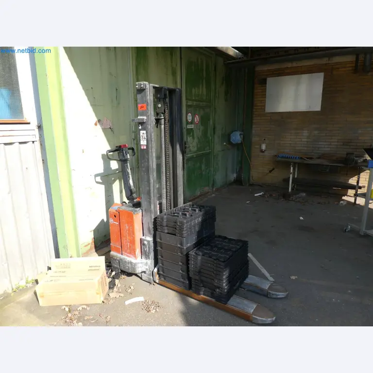 Máquinas de moldeo por inyección, máquinas CNC y líneas de montaje para elementos calefactores y componentes de automoción-2