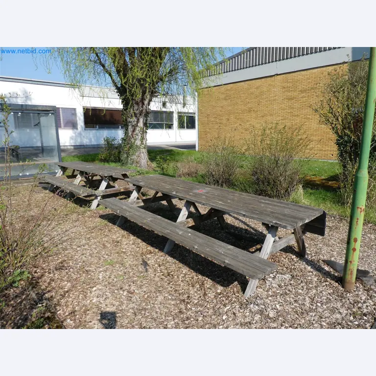 Máquinas de moldeo por inyección, máquinas CNC y líneas de montaje para elementos calefactores y componentes de automoción-1