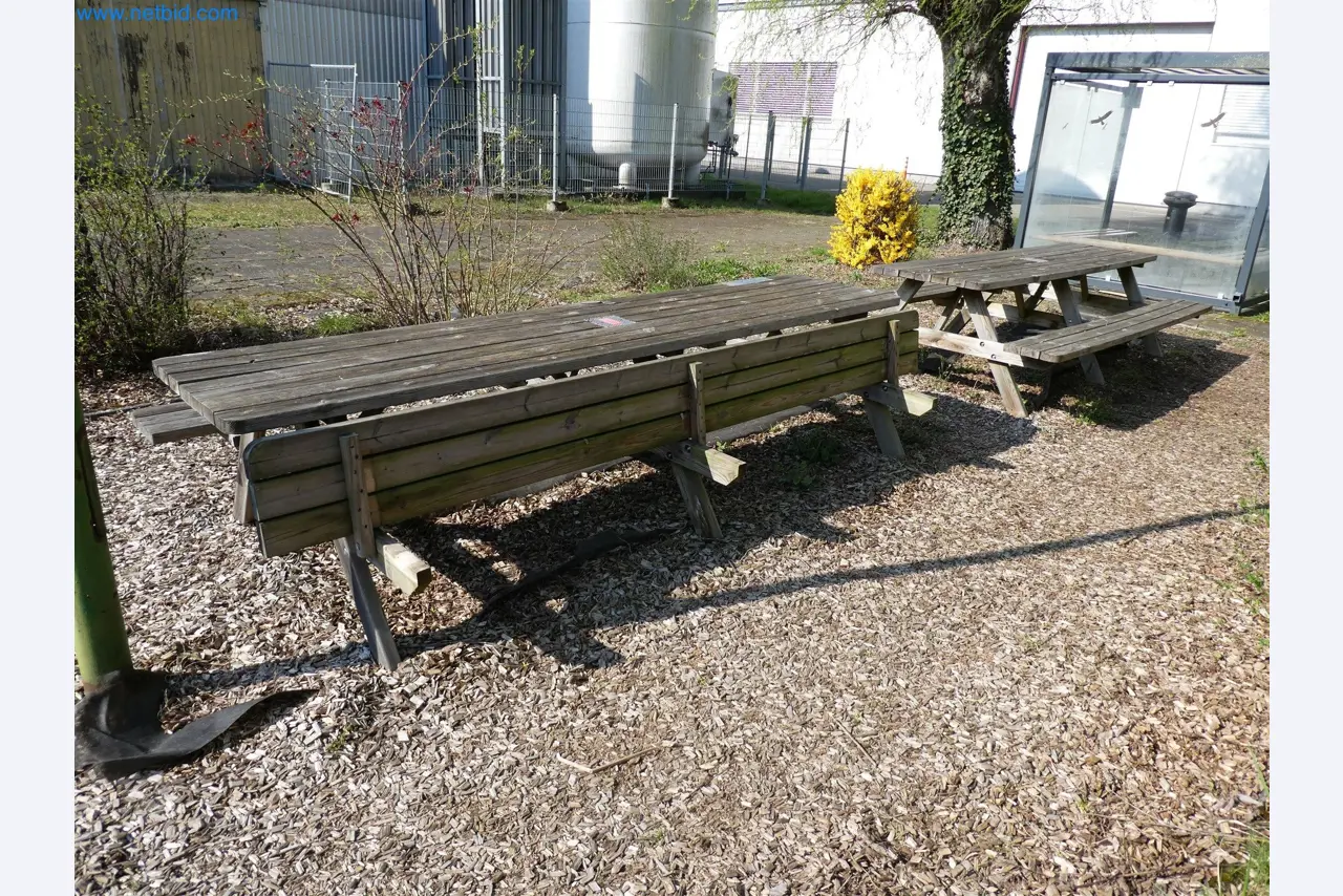 Máquinas de moldeo por inyección, máquinas CNC y líneas de montaje para elementos calefactores y componentes de automoción-2