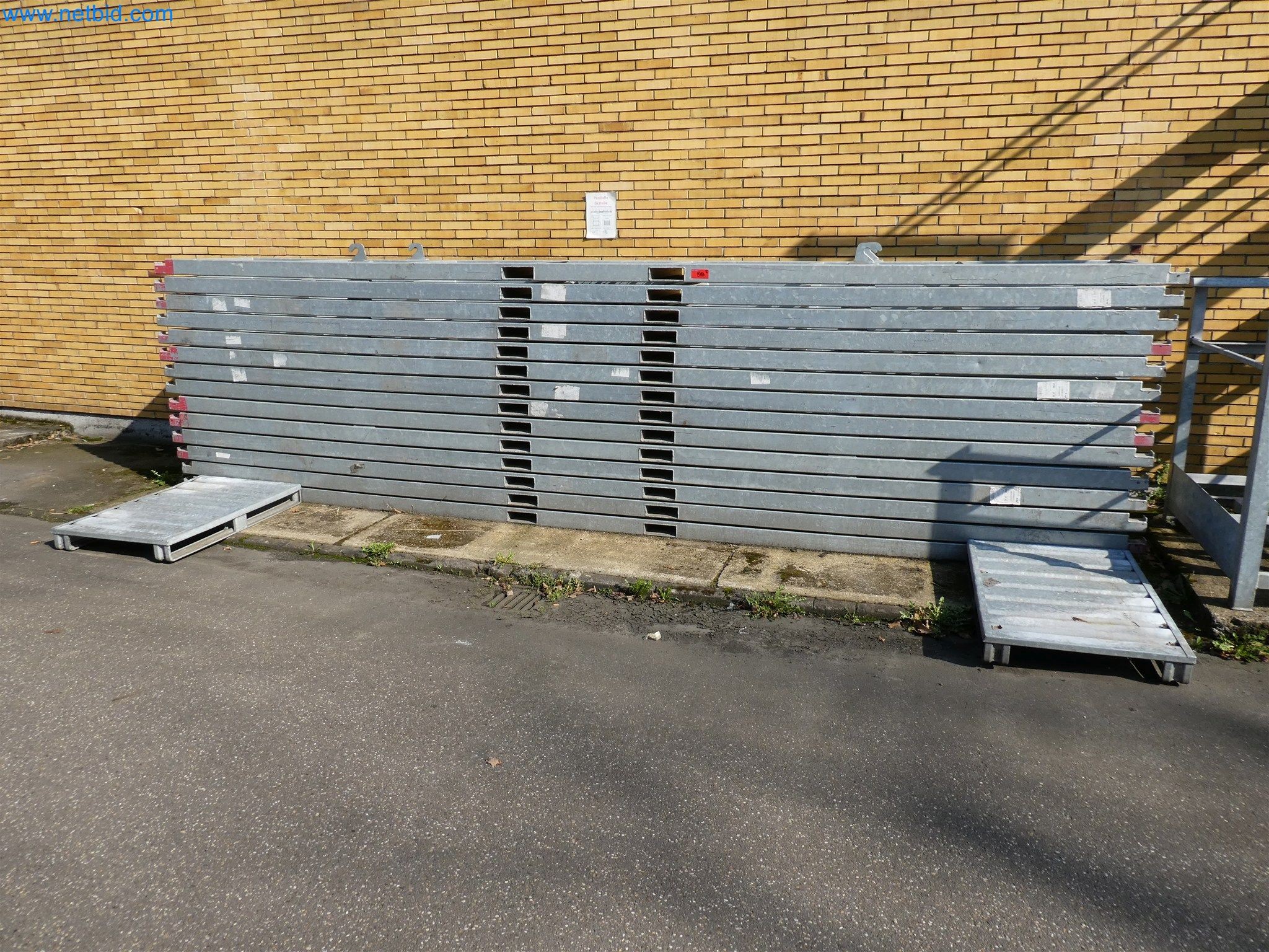 Máquinas de moldeo por inyección, máquinas CNC y líneas de montaje para elementos calefactores y componentes de automoción-2