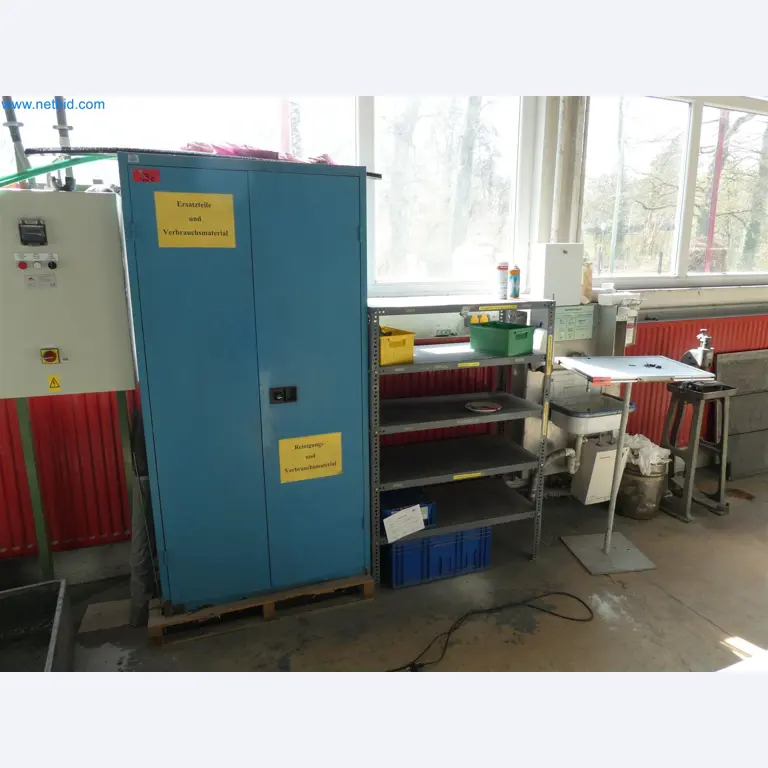 Máquinas de moldeo por inyección, máquinas CNC y líneas de montaje para elementos calefactores y componentes de automoción-1