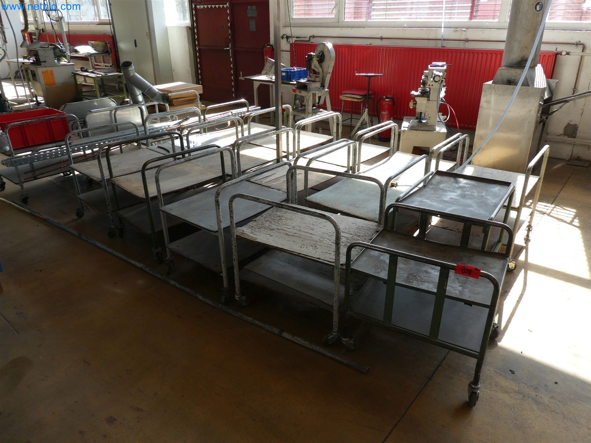 Stroji za brizganje, stroji CNC in montažne linije za grelne elemente in avtomobilske komponente-1