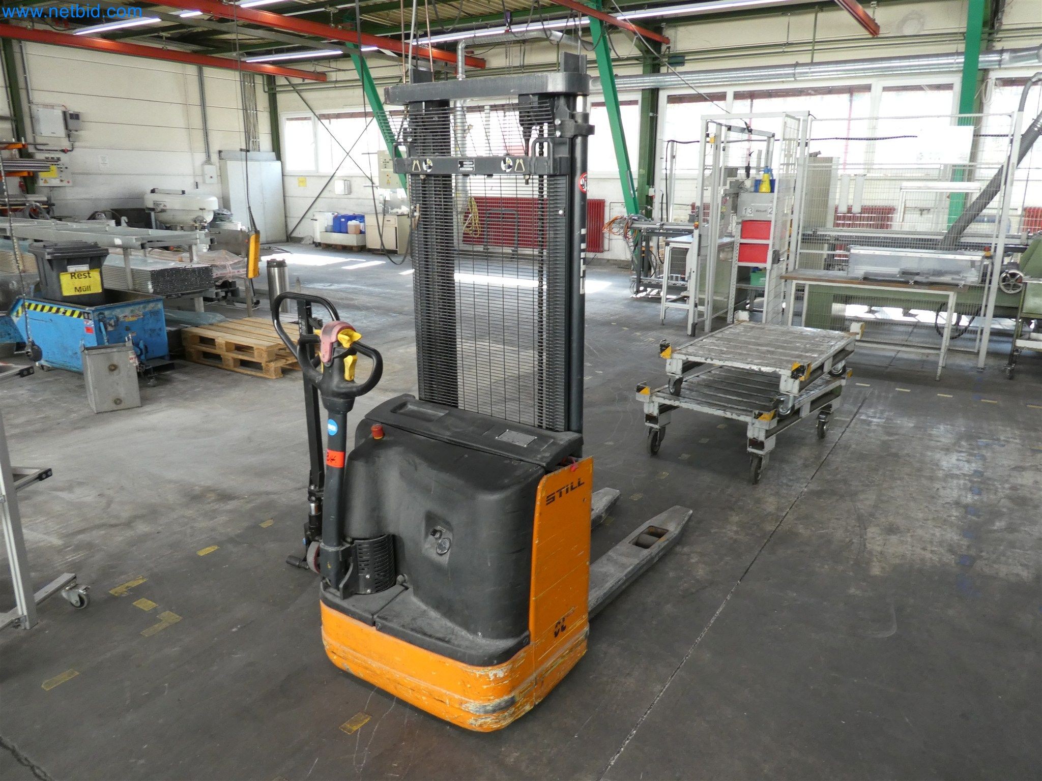 Spritzgießmaschinen, CNC-Maschinen & Montagelinien für Heizelemente und Automotive-Komponenten-3