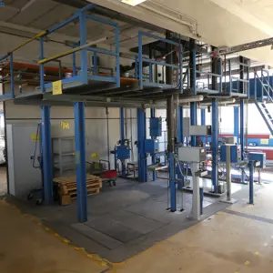 Installation de remplissage de tubes