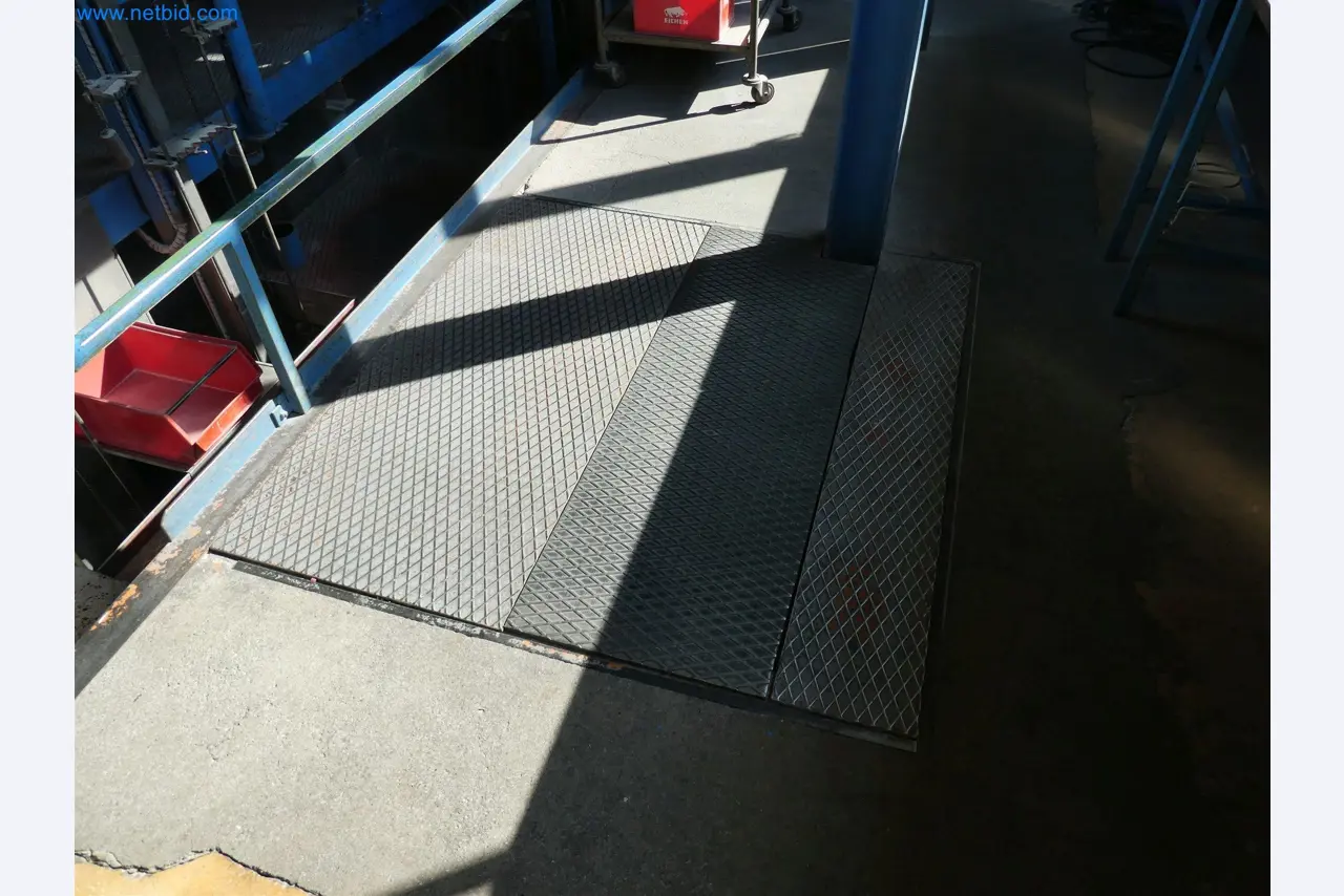 Injection molding machines, CNC machines & assembly lines for heating elements and automotive components-9