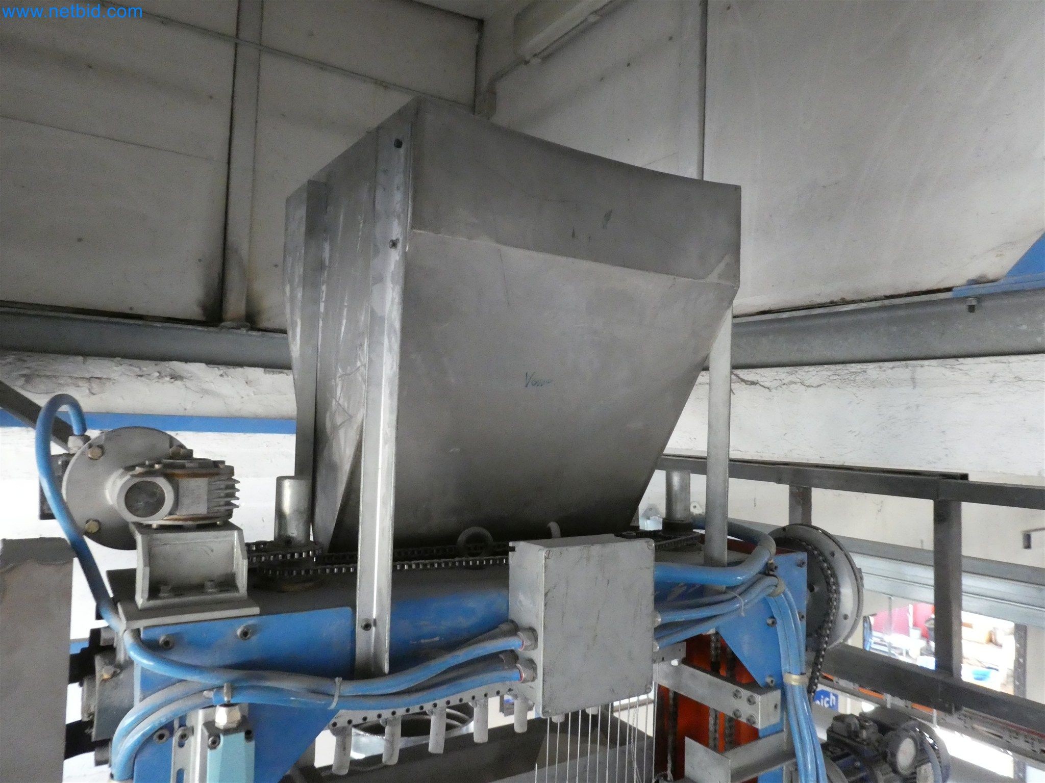 Injection molding machines, CNC machines & assembly lines for heating elements and automotive components-13